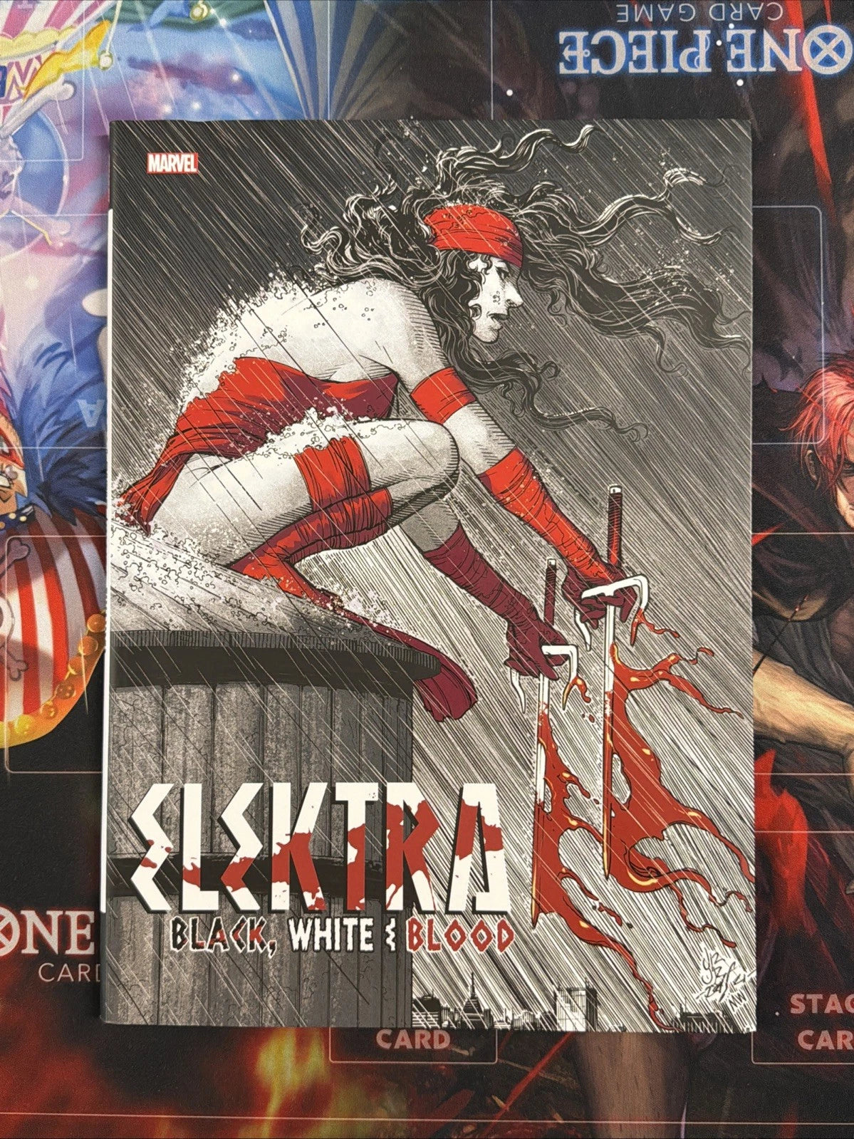 ELEKTRA BLACK, WHITE & BLOOD - Ed.PANINI